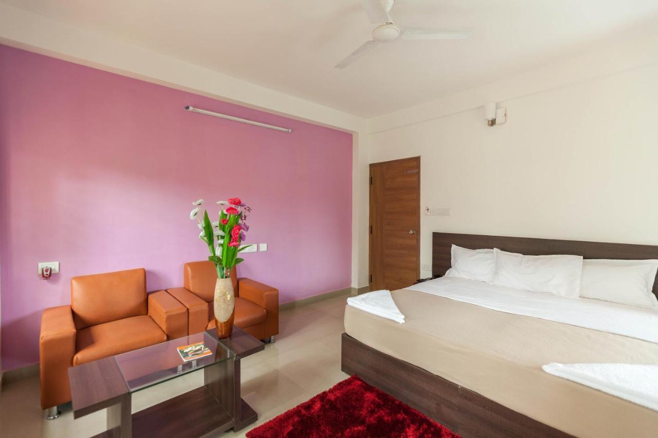 Ebenezer Suites Bangalore Bagian luar foto